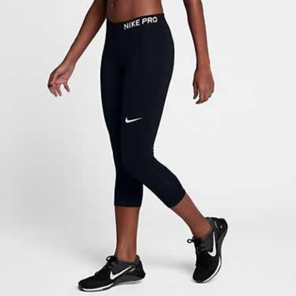 nike pro tight fit capri